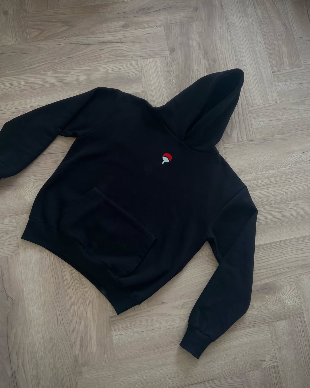 Uchiha Clan Symbol Hoodie - Embroidery