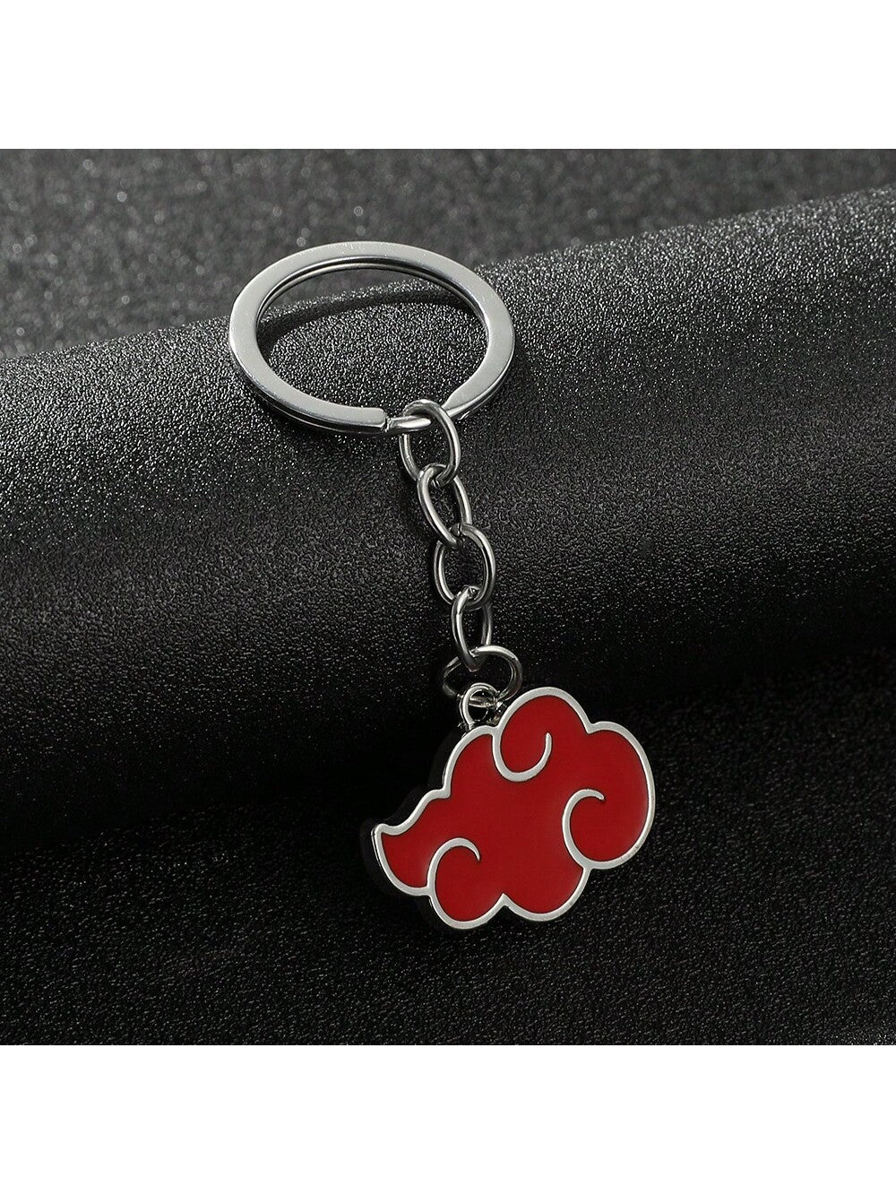 Akatsuki Red Cloud Keychain – Join the Shadows